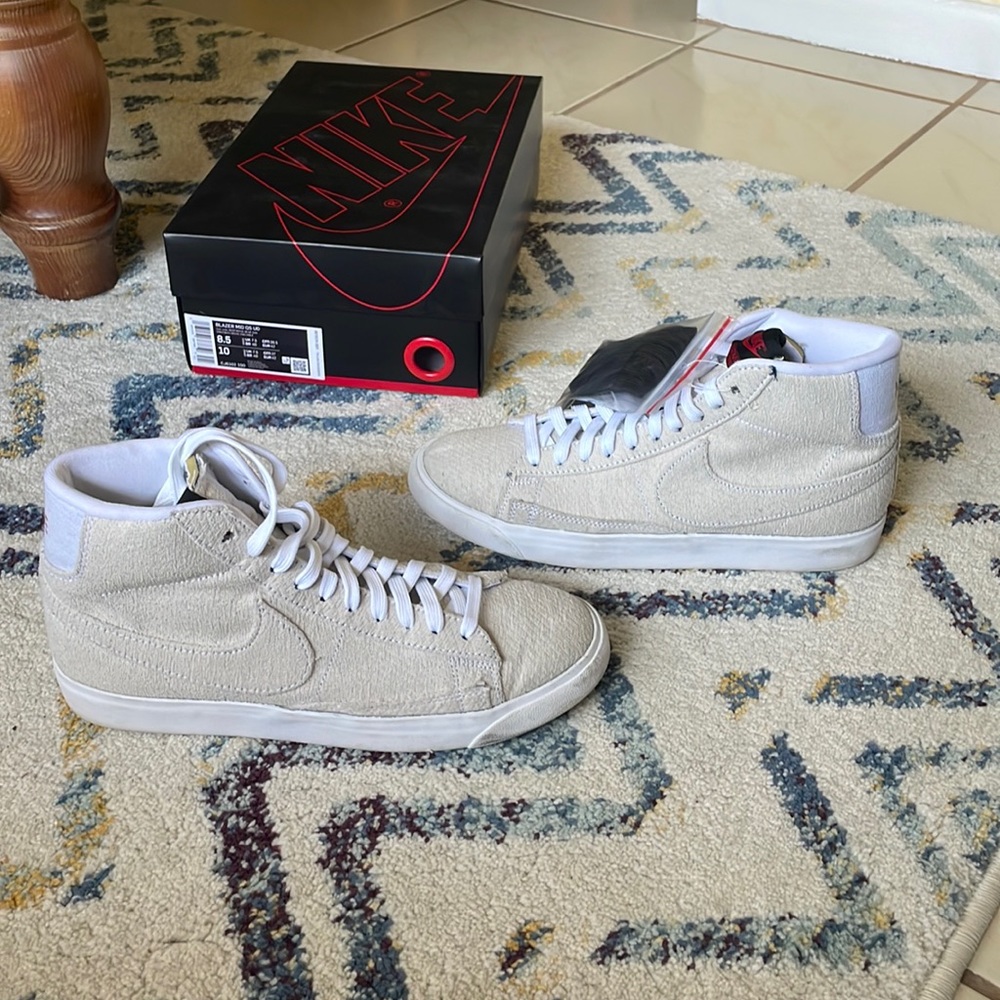 Stranger things Nike blazers